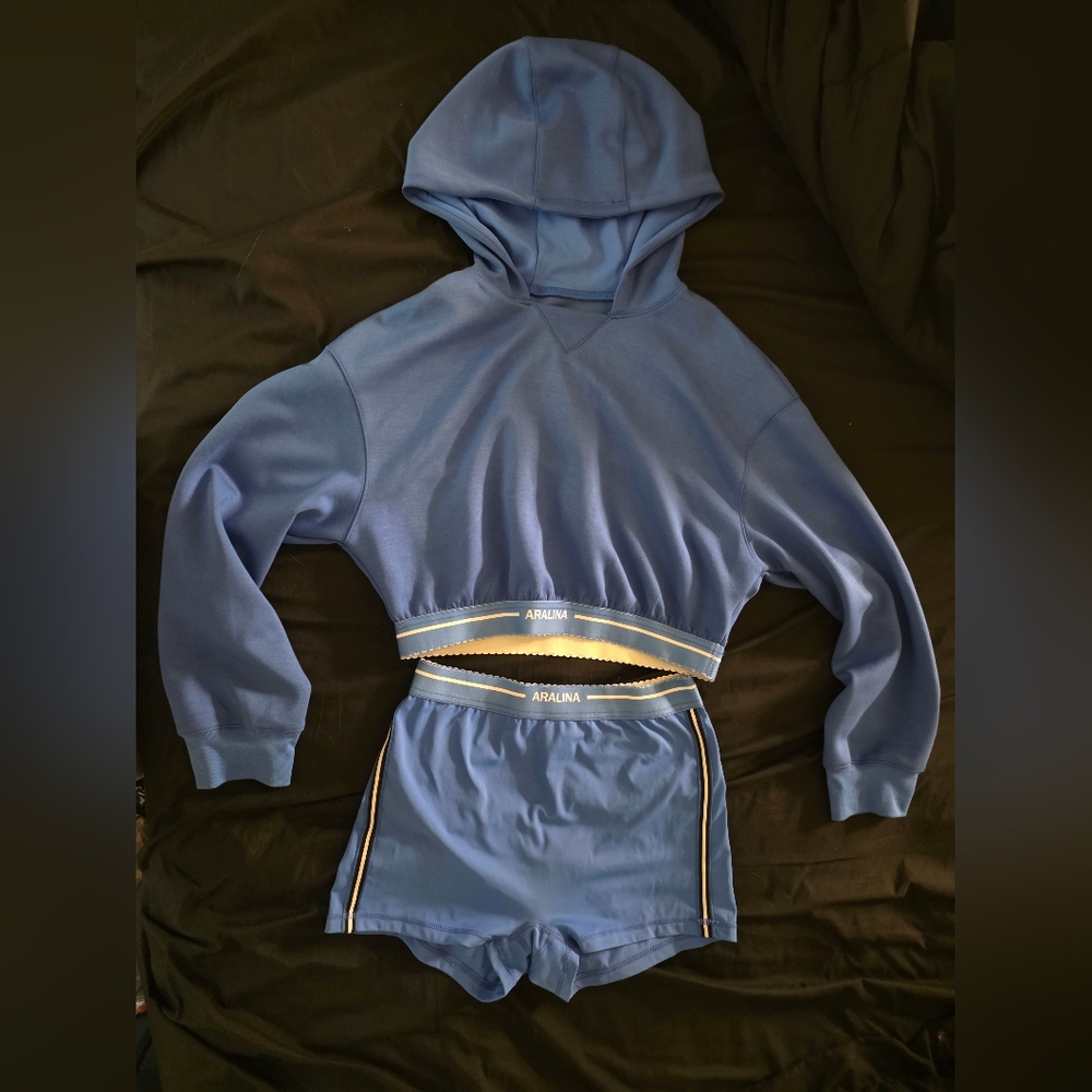 Blue Cropped Hoodie & Shorts Set